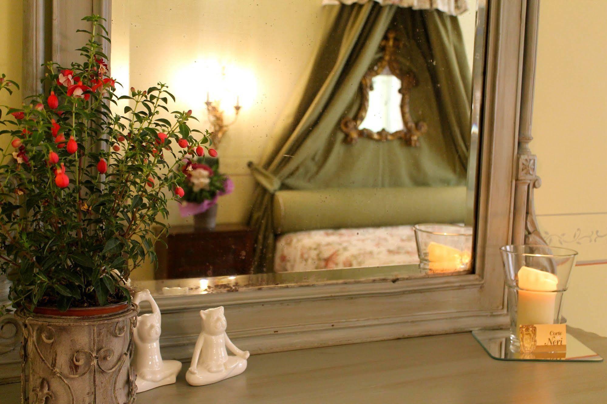 フィレンツェ コルテデイネリ レジデンツァ デポカ Bed & Breakfast エクステリア 写真